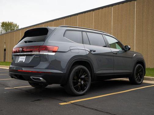 2026 Volkswagen Atlas 2.0T SE w/Technology 4MOTION