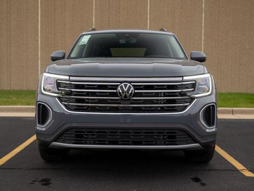 2026 Volkswagen Atlas 2.0T SE w/Technology 4MOTION