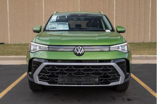 2025 Volkswagen Taos 1.5T SEL