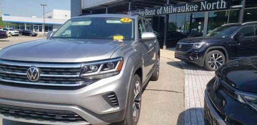 2022 Volkswagen Atlas 3.6L SE w/Technology