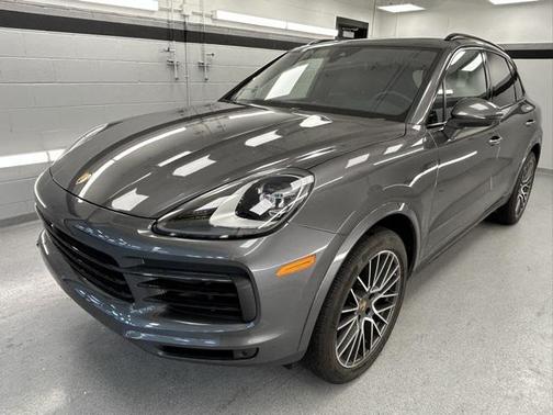 2023 Porsche Cayenne Platinum Edition