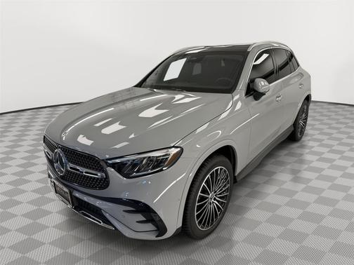 MANUFAKTUR Alpine Grey 2025 Mercedes-Benz GLC 300 4MATIC