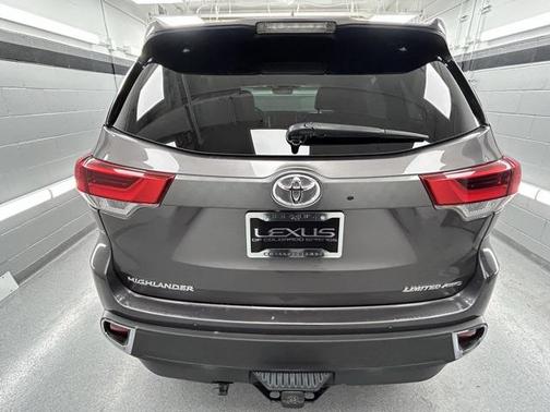 2018 Toyota Highlander Limited Platinum