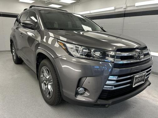 2018 Toyota Highlander Limited Platinum