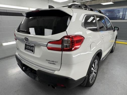 2021 Subaru Ascent Limited 8-Passenger