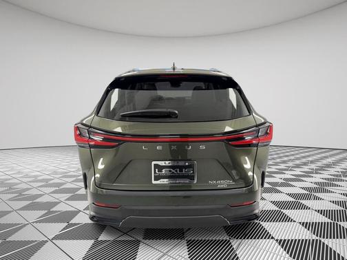 2025 Lexus NX 450h+ Luxury