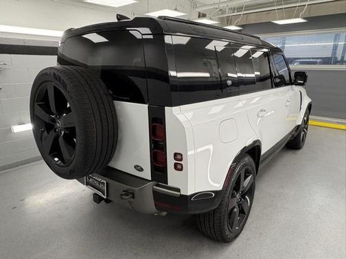 2021 Land Rover Defender 110 X-Dynamic HSE