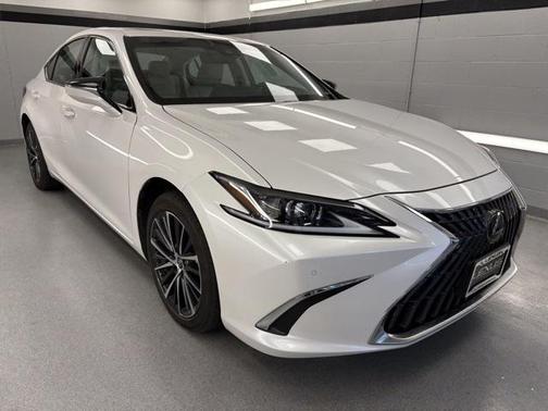2024 Lexus ES 250 Base