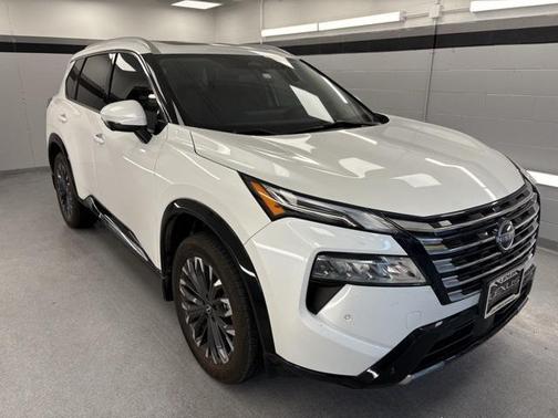 2024 Nissan Rogue Platinum