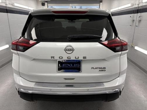 2024 Nissan Rogue Platinum