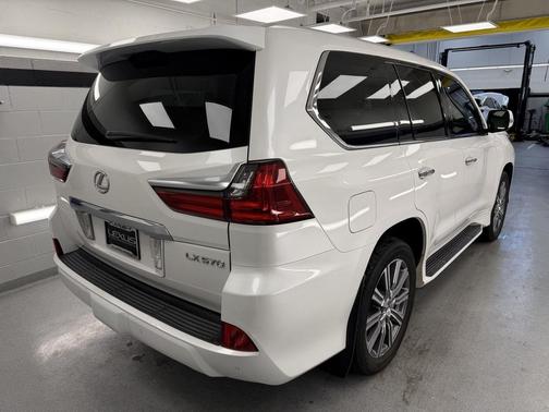 2017 Lexus LX 570 Base