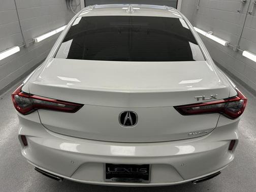 2022 Acura TLX Advance