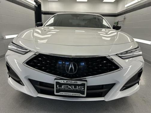2022 Acura TLX Advance