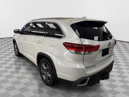 Blizzard Pearl 2018 Toyota Highlander Limited Platinum