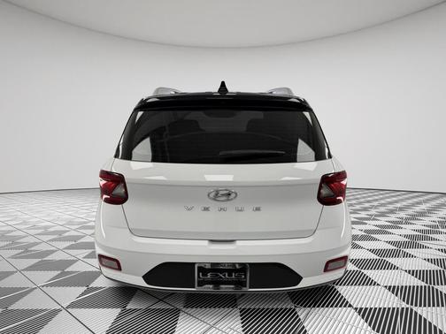 2022 Hyundai VENUE Limited