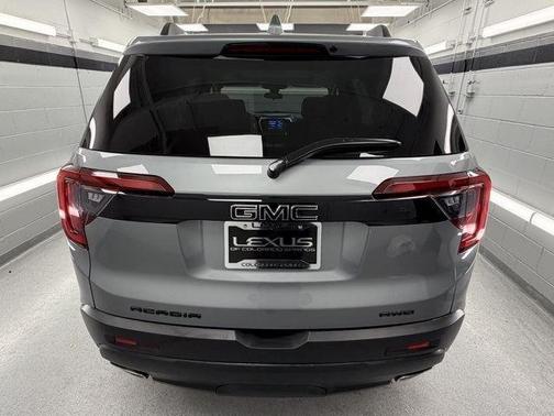 2023 GMC Acadia AWD SLE