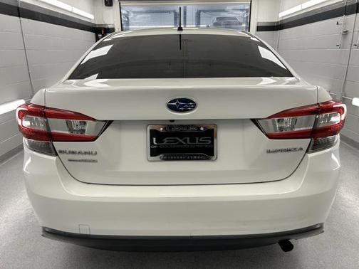 2019 Subaru Impreza 2.0i