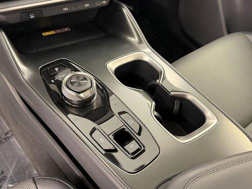 Eminent White Pearl 2025 Lexus RZ 450e Premium