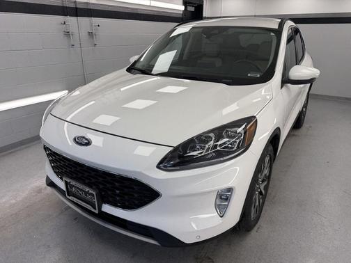 2020 Ford Escape Titanium