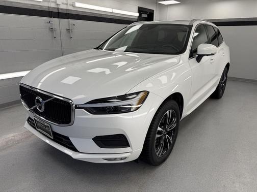 2021 Volvo XC60 T5 Momentum