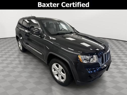 Dark Charcoal Pearlcoat 2011 Jeep Grand Cherokee Laredo