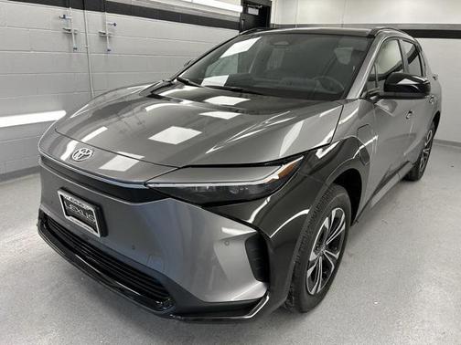 2024 Toyota bZ4X XLE
