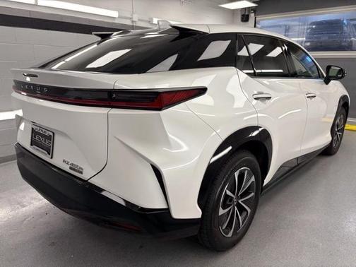 2024 Lexus RZ 450e Premium