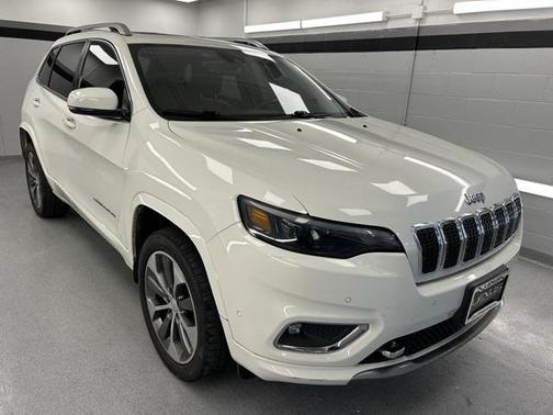 2019 Jeep Cherokee Overland