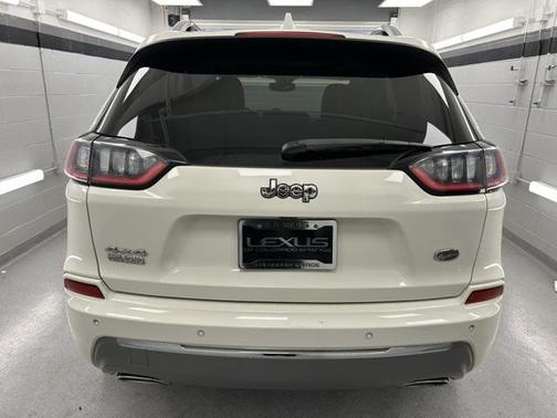 2019 Jeep Cherokee Overland