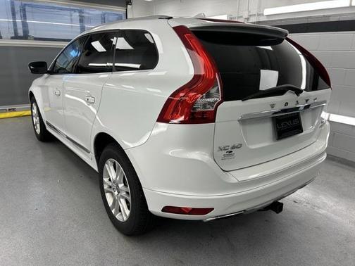 2016 Volvo XC60 T5 Premier