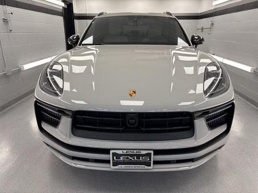 2024 Porsche Macan S