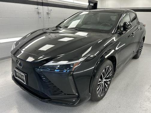 2023 Lexus RZ 450e Luxury