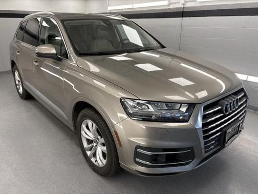 2017 Audi Q7 3.0T Premium