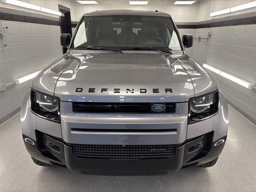 2022 Land Rover Defender 90 X-Dynamic SE
