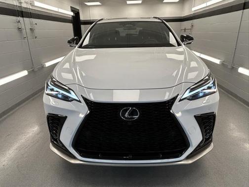 2024 Lexus NX 450h+ F SPORT Handling