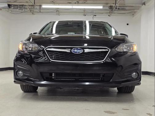 Black 2019 Subaru Impreza 2.0i Premium