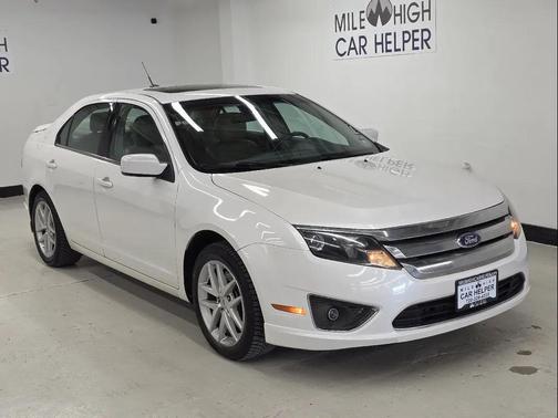 White 2012 Ford Fusion SEL