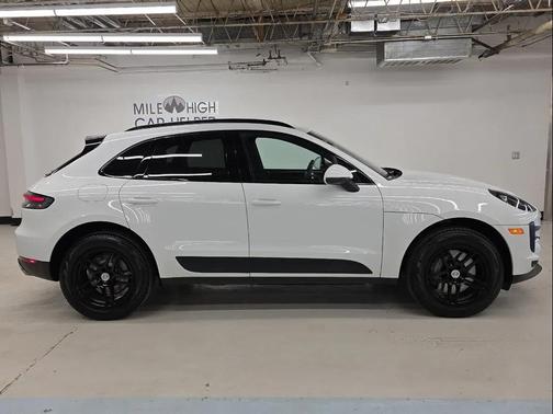2019 Porsche Macan Macan S
