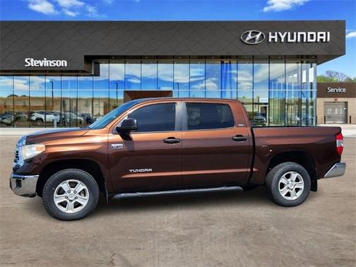 2017 Toyota Tundra SR5