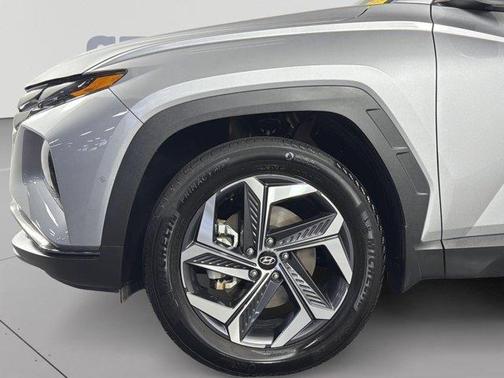 Shimmering Silver 2022 Hyundai TUCSON Limited