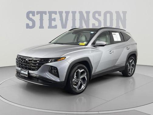 Shimmering Silver 2022 Hyundai TUCSON Limited
