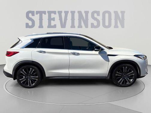 Majestic White 2021 INFINITI QX50 Luxe