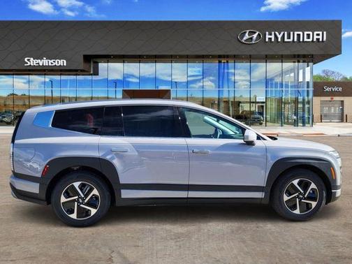 2026 Hyundai IONIQ 9 SE