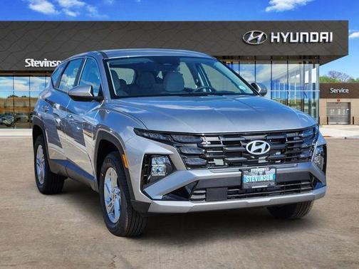 Shimmering Silver 2026 Hyundai TUCSON SE
