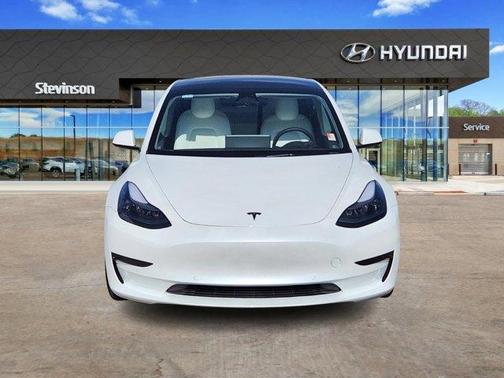 2022 Tesla Model 3 Base