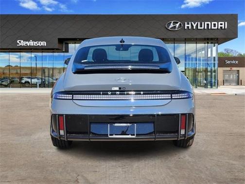 2025 Hyundai IONIQ 6 SEL