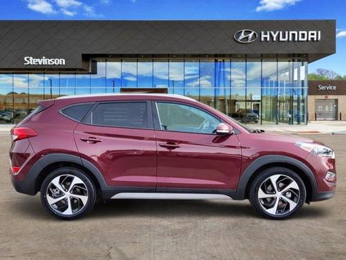 2017 Hyundai TUCSON Sport