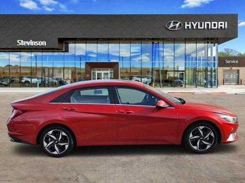 2021 Hyundai ELANTRA Limited