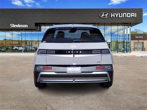 2025 Hyundai IONIQ 5 SEL