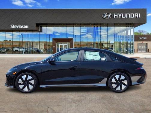 2025 Hyundai IONIQ 6 SE